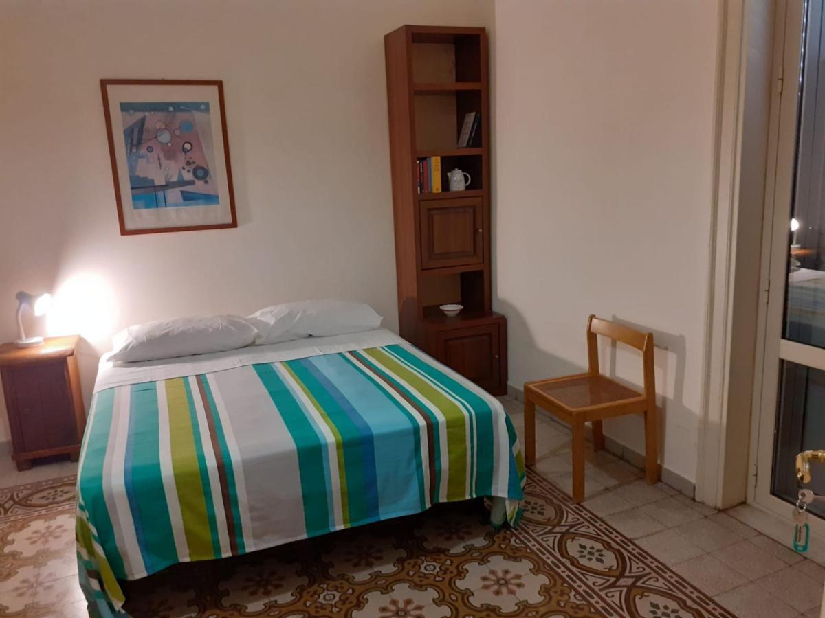 Casa Nonno Enrico In Via Oreto Palermo Exterior foto